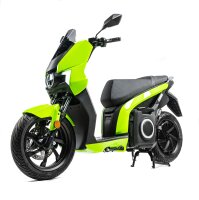 S01 Connected High Speed E-Roller, Tacho 100km/h/ COC 90km/h, 5,6 KWh Lithium Akku, 133km Eco WMTC Reichweite, Motorleistung 7-9 kW, CBS-Bremse, App, ADAC Testsieger, MJ-2022, inkl. Überführungkosten