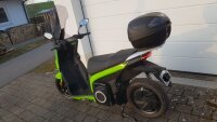 Silence S01 Connected E-Roller grün, EZ 9/20, 12000km, 5,6 KWh Lith.Akku, App, hohes Windschild, Träger, 29l Koffer, Handytasche, Spiegelverbreiterung