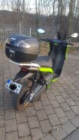 Silence S01 Connected E-Roller grün, EZ 9/20, 12000km, 5,6 KWh Lith.Akku, App, hohes Windschild, Träger, 29l Koffer, Handytasche, Spiegelverbreiterung